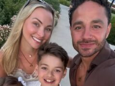 A esposa de Adam Thomas compartilha um vislumbre das férias em família depois de apoiá-lo por meio de I am A Celeb