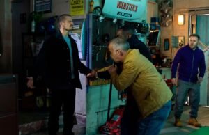 Spoilers de Coronation Avenue enquanto arma disparava, Betsy planeja saída e Sarah é confrontada