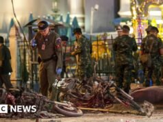 Tribunal tailandês condena dois homens à morte por atentado a bomba em santuário de Bangkok