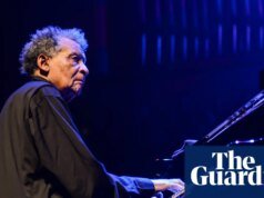 O pianista de jazz sul-africano Abdullah Ibrahim morre aos 91 anos