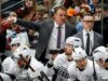 Maple Leafs nomeia Jim Hiller, ex-chefe do banco dos Kings, como próximo técnico