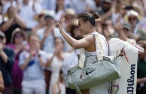 A número 1, Aryna Sabalenka, cabeça-de-chave avança para a segunda rodada em Wimbledon