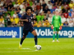 O zagueiro da USMNT, Chris Richards, treina, mas não vai competir contra a Alemanha