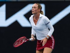 Rodada WTA: Donna Vekic vence Emma Raducanu na last de Londres