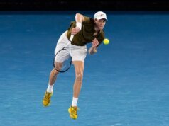 Jannik Sinner e Novak Djokovic no mesmo lado do sorteio de Wimbledon