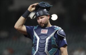 Estrela dos Mariners, Cal Raleigh (oblíqua) ativada em IL