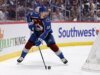 Predators fecham o recém-adquirido F Jack Drury para um contrato de 5 anos e US$ 22,5 milhões