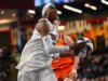 Rhyne Howard marca 36 enquanto Dream foge de Solar