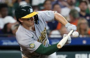 Zack Gelof, A está esquentando antes da closing contra Rockies
