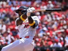 Cardinals aproveitam dois erros dos Reds e se recuperam para completar a raspagem