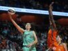 Breanna Stewart (28), Liberty afunda Solar pela quinta vitória consecutiva