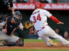 Astros realizam rali tardio e derrubam Angels em 10