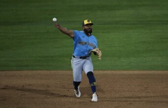 Relatório: Padres contrata o veterano IF Luis Rengifo para uma liga secundária