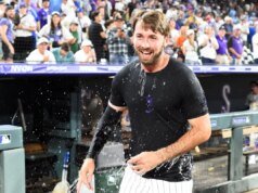 A saída de Sterlin Thompson encerra o rali dos Rockies contra os Cubs