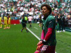 Técnico do México não se compromete a contratar Guillermo Ochoa