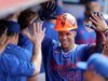 Juan Soto trabalha para virar a esquina no set aberto do Mets contra o Braves