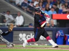 Alejandro Kirk estrela em retorno como Blue Jays derrota os Yankees