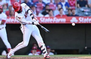 Angels perseguem séries raras contra Rays