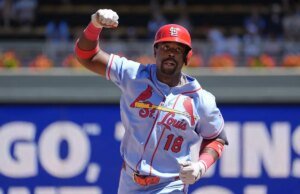 Cardinals procuram continuar o ataque ofensivo contra Twins