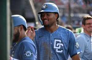 Os Royals podem desacelerar os Nationals, o escaldante James Wooden?