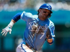 Stephen Kolek fecha Astros para ajudar Royals a evitar raspagem
