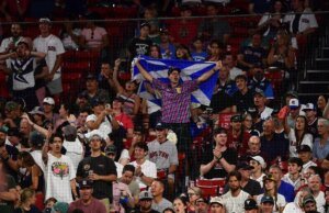 Energizado pelos torcedores escoceses e pela vitória, o Rangers abriu o set contra os Twins