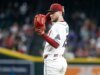 Pavin Smith acerta o primeiro residence run da temporada na vitória dos Diamondbacks sobre os Angels
