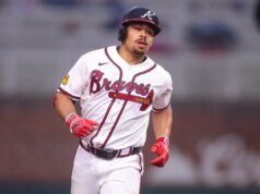Drake Baldwin detona HR gigantesco antes que a chuva pare Giants-Braves
