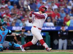 Phillies aproveita o impulso de vitórias desiguais na remaining contra Marlins