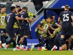 O Paraguai, com 10 jogadores, vence a Turquia por 1 a 0, ainda vivo na Copa do Mundo