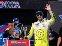 Shane van Gisbergen conquista o troféu closing do percurso de estrada de 26 em Sonoma