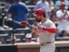 O 30º house run de Kyle Schwarber ajuda Phillies a superar a derrapagem do Mets