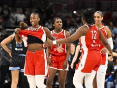 A’ja Wilson se recupera do medo de lesão para liderar Aces sobre Sky