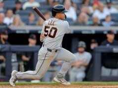 Tigres atacam Yankees para começar a série com vitória