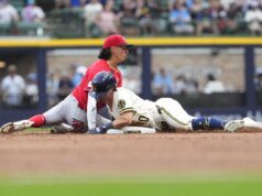 O house run de Joey Ortiz na 8ª entrada levanta Brewers sobre Reds