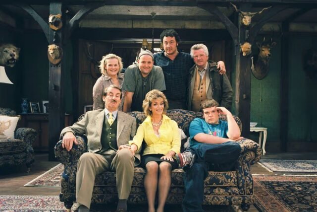 2_GREEN-GREEN-GRASS-TV-Programme.jpg