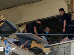 Israel ataca subúrbio de Beirute dias após trégua mediada pelos EUA