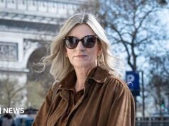 Mulheres que alegam estupro e agressão sexual na França pedem abolição da prescrição