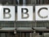 Ex-apresentador da BBC interrogado pela polícia depois que uma mulher afirma que foi abusada sexualmente no set de seu programa em Londres