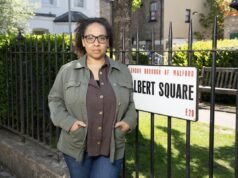 Atriz ‘além de emocionada’ por retornar a EastEnders