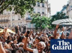 ‘Está me dando vibrações de carnaval’: como a Fête de la Musique se tornou um evento de visita obrigatória para a diáspora negra