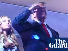 Donald Trump recebeu recepção hostil enquanto a multidão de Nova York vaiava e zombava do presidente nas finais da NBA