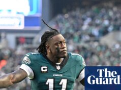 Eagles enviam AJ Brown para Patriots, encerrando meses de especulação comercial