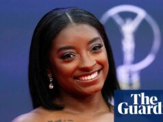 Simone Biles descansando após grave susto de saúde: ‘Quase morrer não estava na minha cartela de bingo’