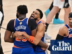 Os Knicks venceram os Spurs e ganharam seu primeiro título da NBA desde 1973, enquanto o brilhante Brunson brilha novamente