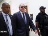 O bilionário Leon Black abandona a audiência de investigação de Epstein