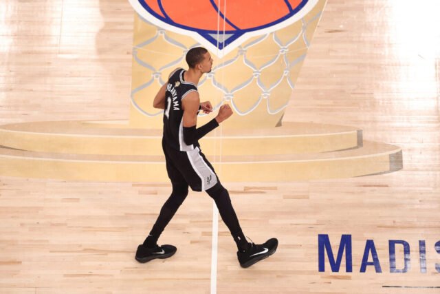 AFP__20260609__2280595130__v1__HighRes__2026NbaFinalsGameThree-1200x800.jpg