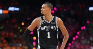 Wembanyama marca 26, mas luta em campo na estreia nas finais da NBA