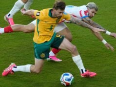 Austrália garante vaga nas oitavas de closing com empate, Paraguai também deve avançar