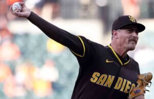 Marinaccio, do Padres, foi suspenso três jogos por acertar Henderson, do Orioles